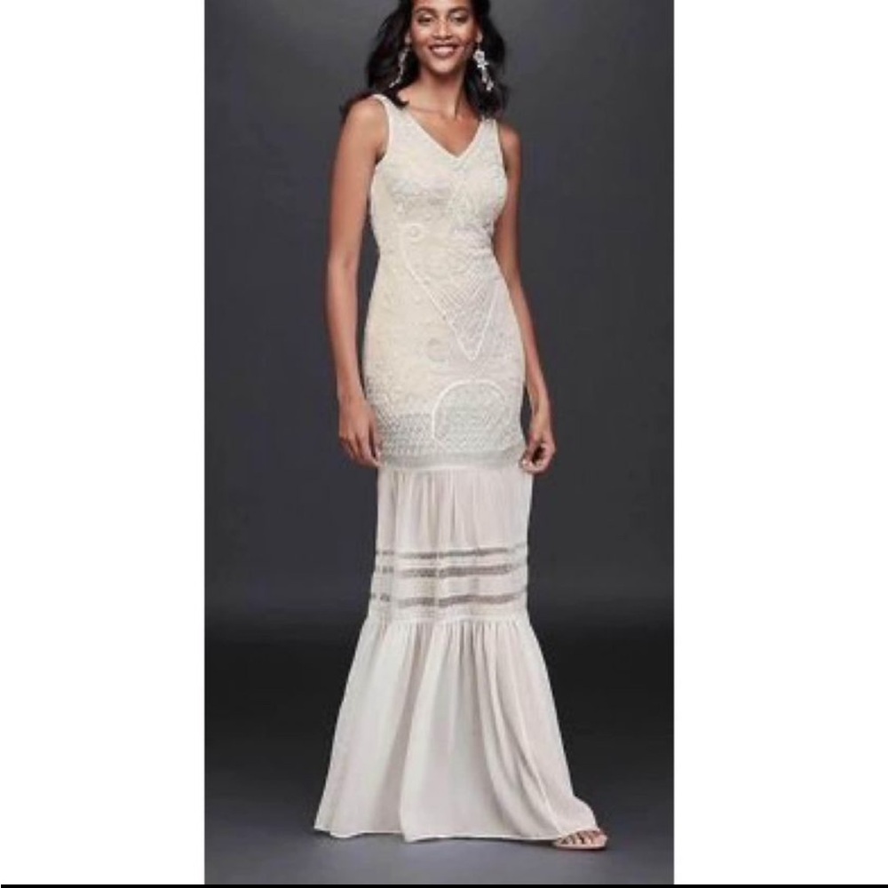 NEW David’s Bridal wedding dress